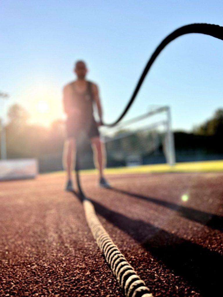 Mobiles Personal Training im Landkreis München: Alex Hawlik bringt das Equipment mit